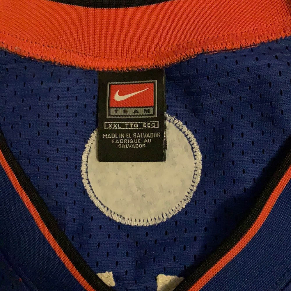 I’m selling my nba New York nicks Srewell jersey.